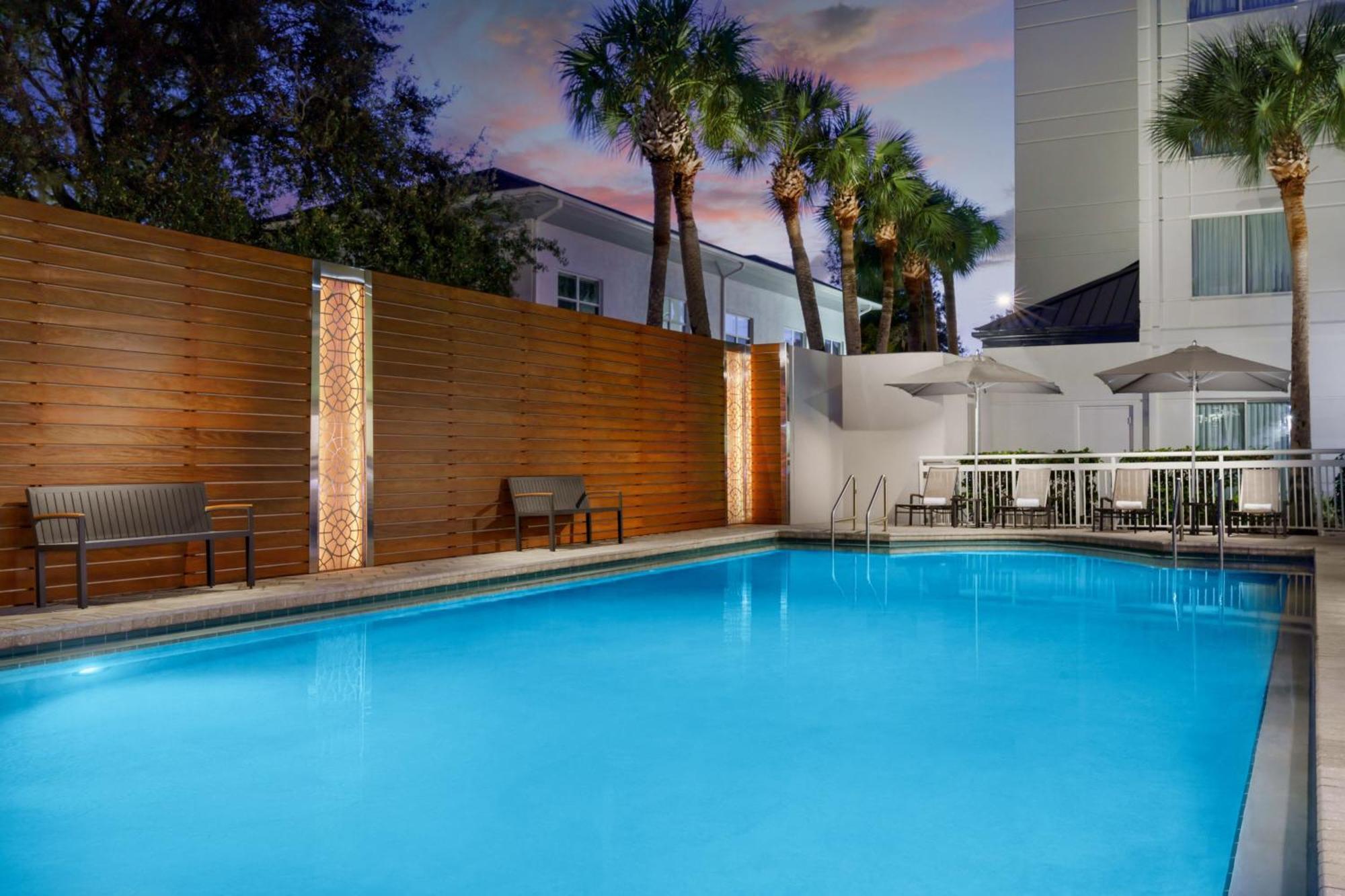 Courtyard By Marriott Orlando Downtown Hotell Exteriör bild